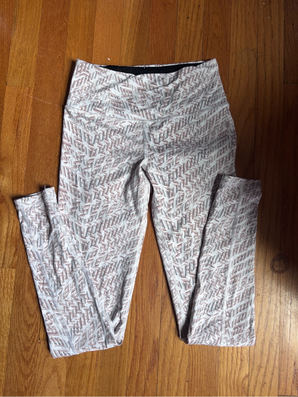 Victoria's Secret Printed High-Rise Leggings - Cream & Light Brown
